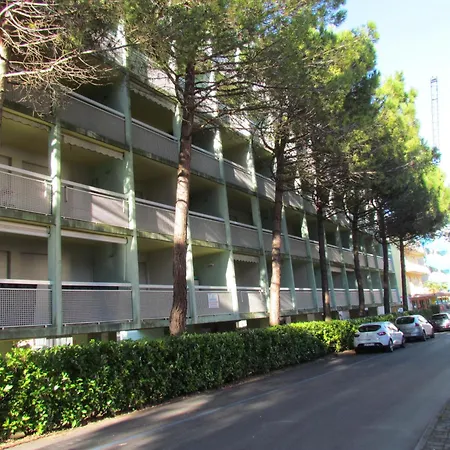 Athena Апартаменти